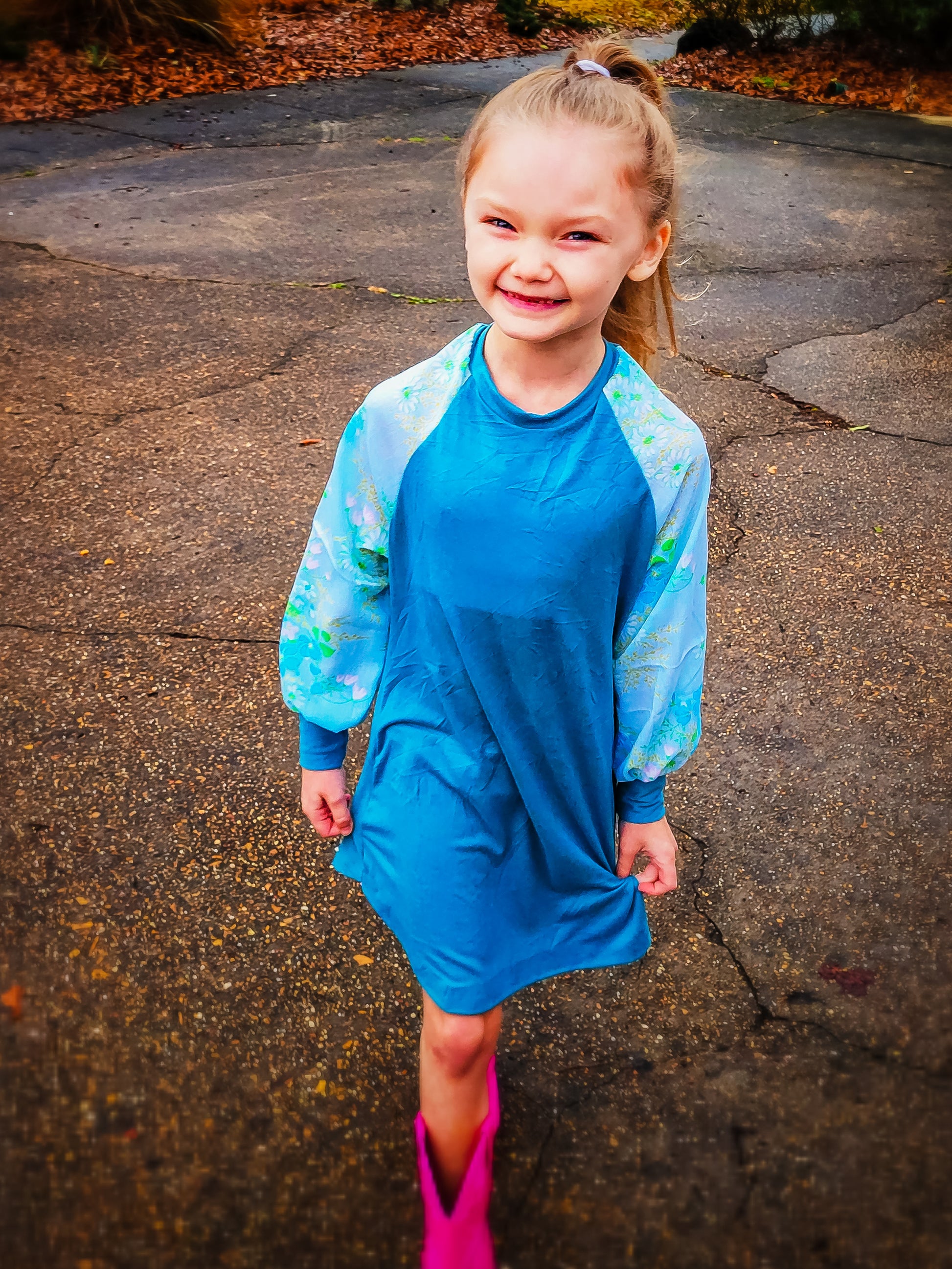 Girls Aspen Raglan