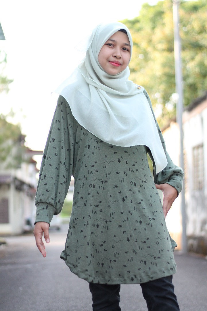 Aspen Raglan